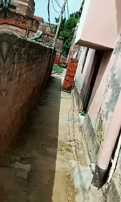 House with Shop — 660 Sq Ft, 20 Ft Road, Dubkiya Service Road, near Dubkiya Petrol Pump — photo 3