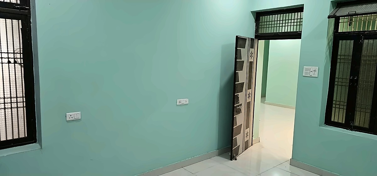 2 BHK First Floor for Rent — Ashokpuram Colony, Dafi, near Orange Store, Varanasi — photo 4