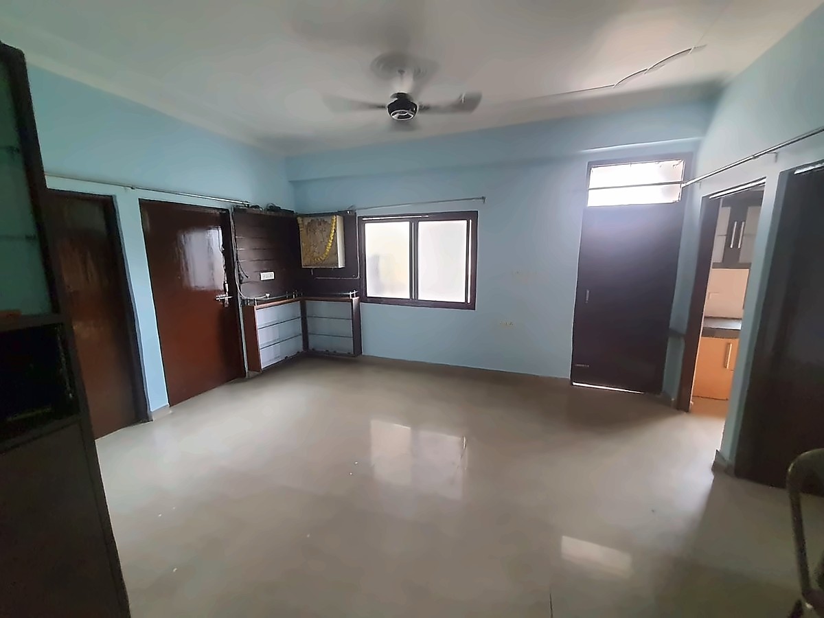 Fully Furnished 2 BHK Flat for Rent — Prem Chandra Colony, Pandeypur
