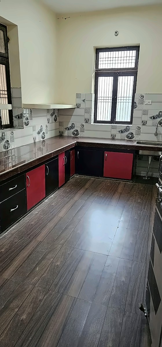 2 BHK Ground Floor for Rent — Ashokpuram Colony, Dafi, near Orange Store, Varanasi — photo 9