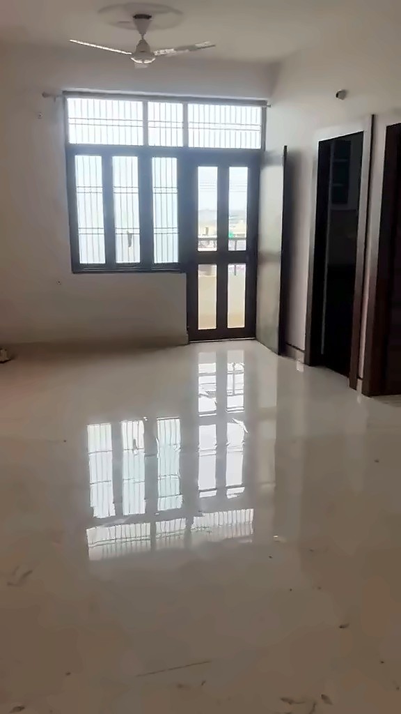 3 BHK Semi-Furnished Flat for Rent — Chitaipur, Varanasi
